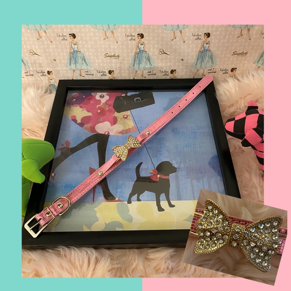 Medium leatherette bow collar